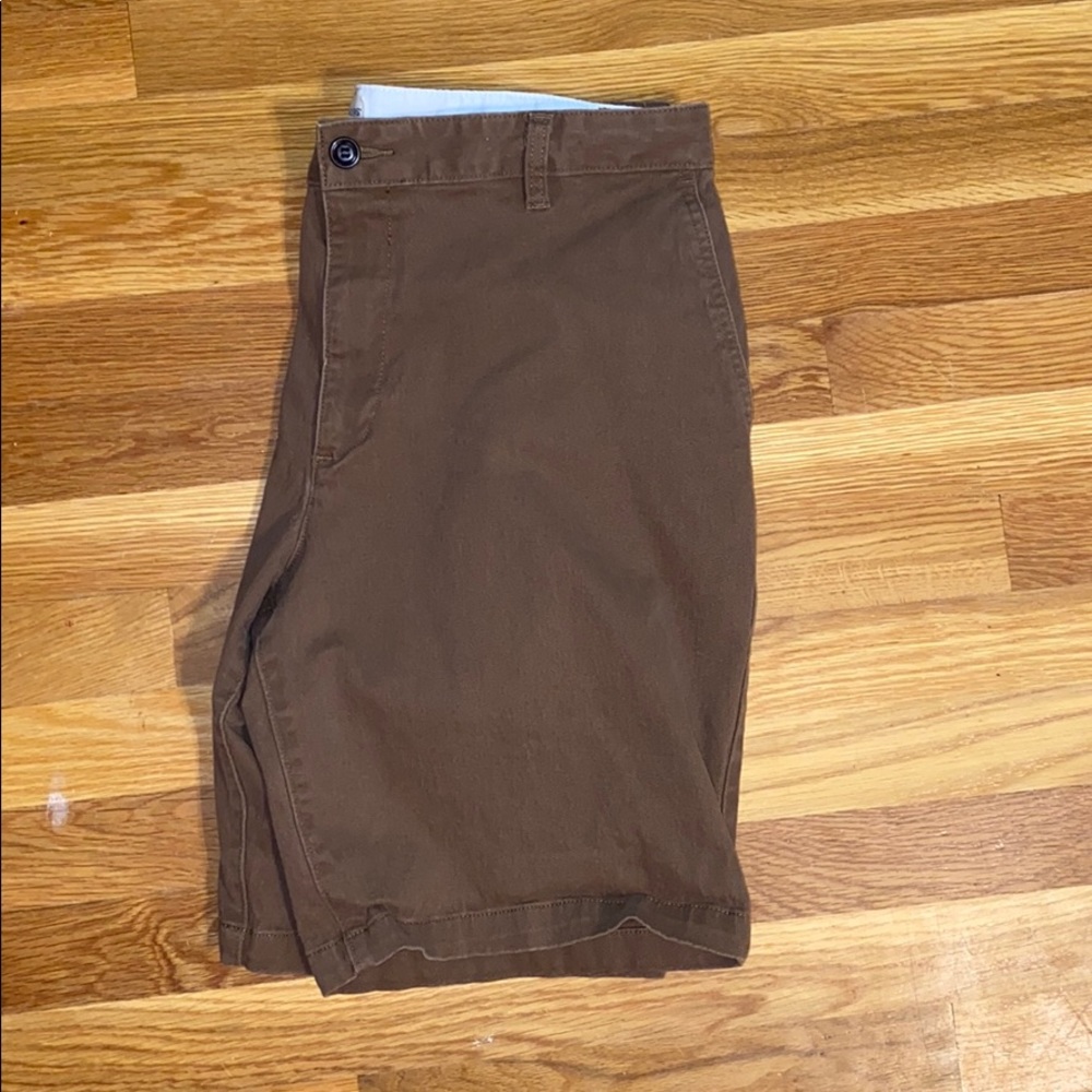 Men’s Khaki Shorts